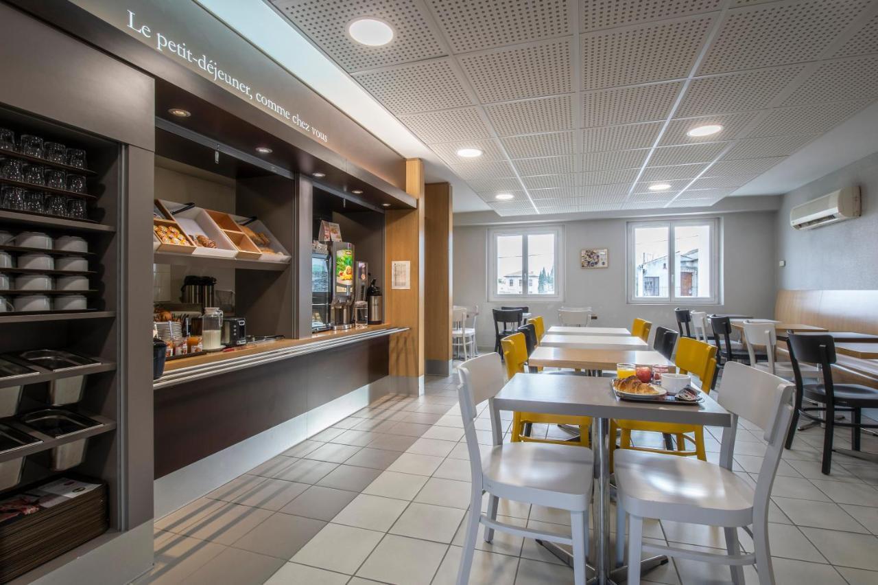 Orange Hotel 3*
